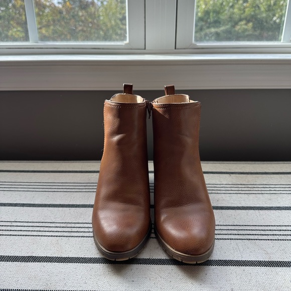 LifeStride Mesa Ankle Bootie - Picture 5 of 14